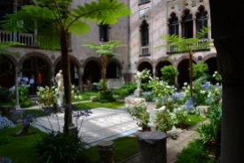 The courtyard inside the museum